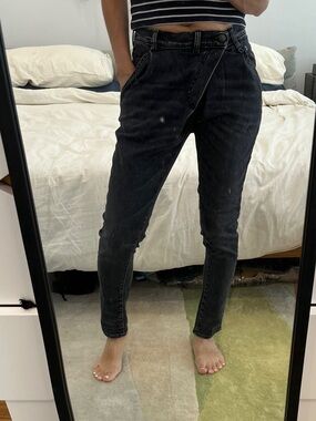 R13 Women’s Black Skinny relaxed Jeans 25